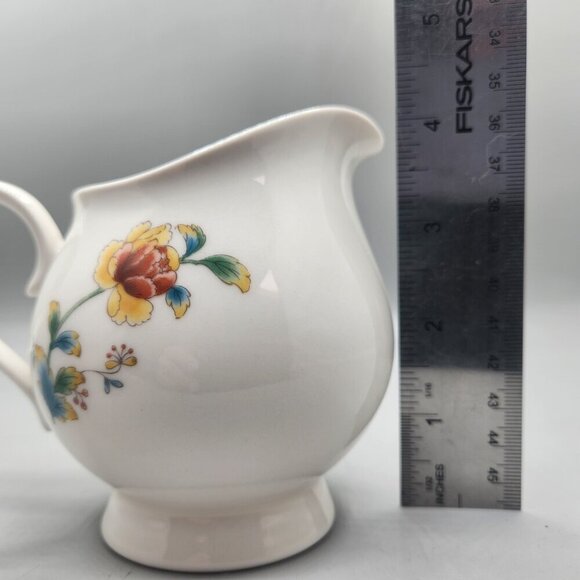 Verastone by Noritake Asian Bouquet Creamer Japan White 4" 9301W41 - Picture 8 of 9